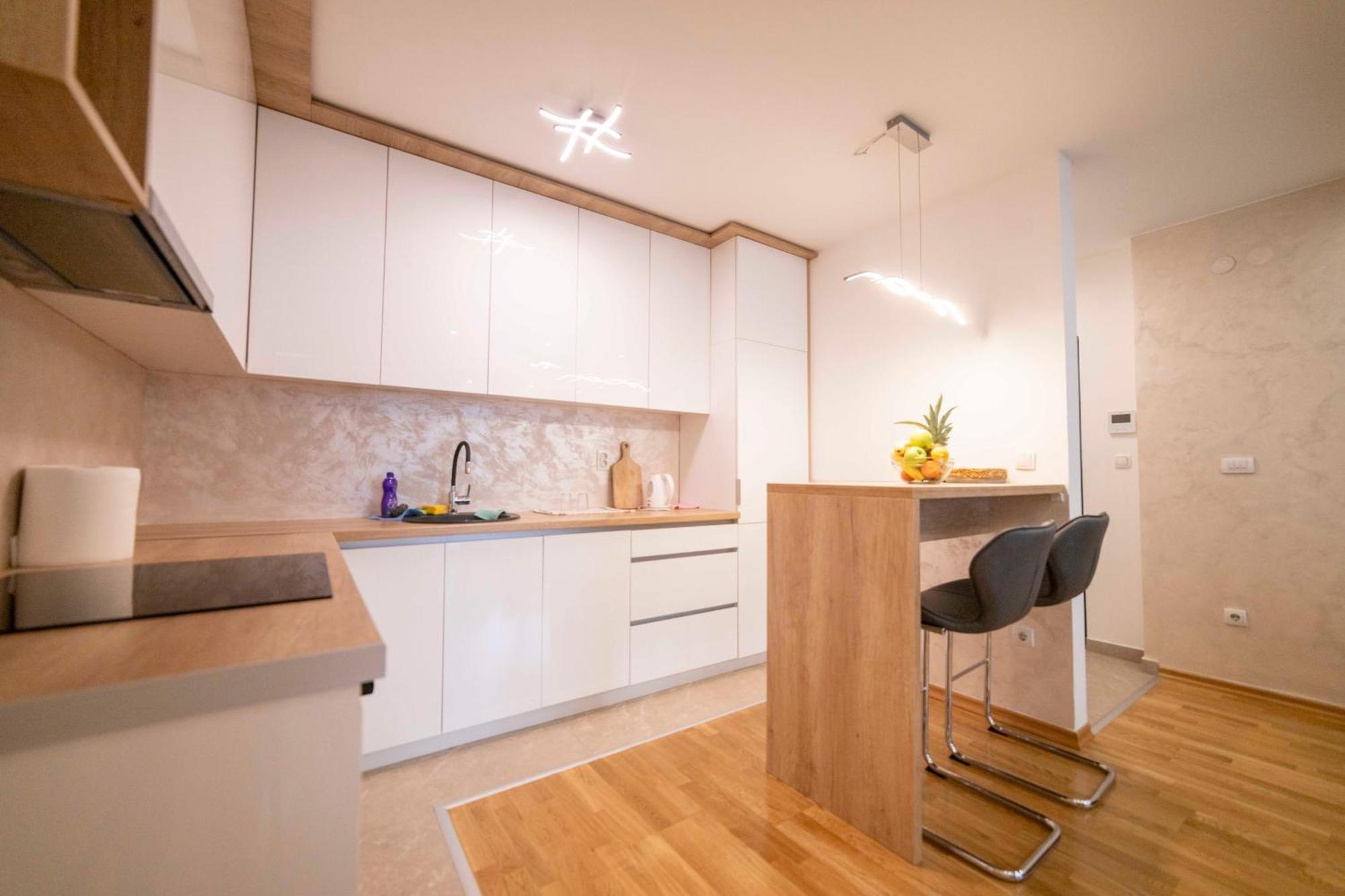 Apartment 5 Star Lukavica Eksteriør billede