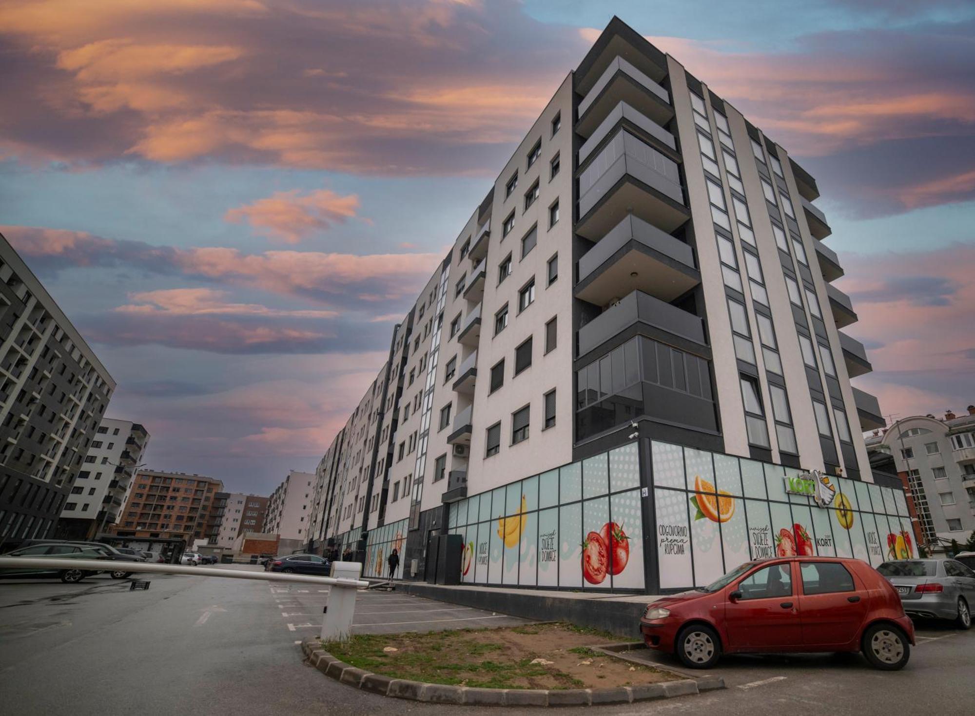 Apartment 5 Star Lukavica Eksteriør billede