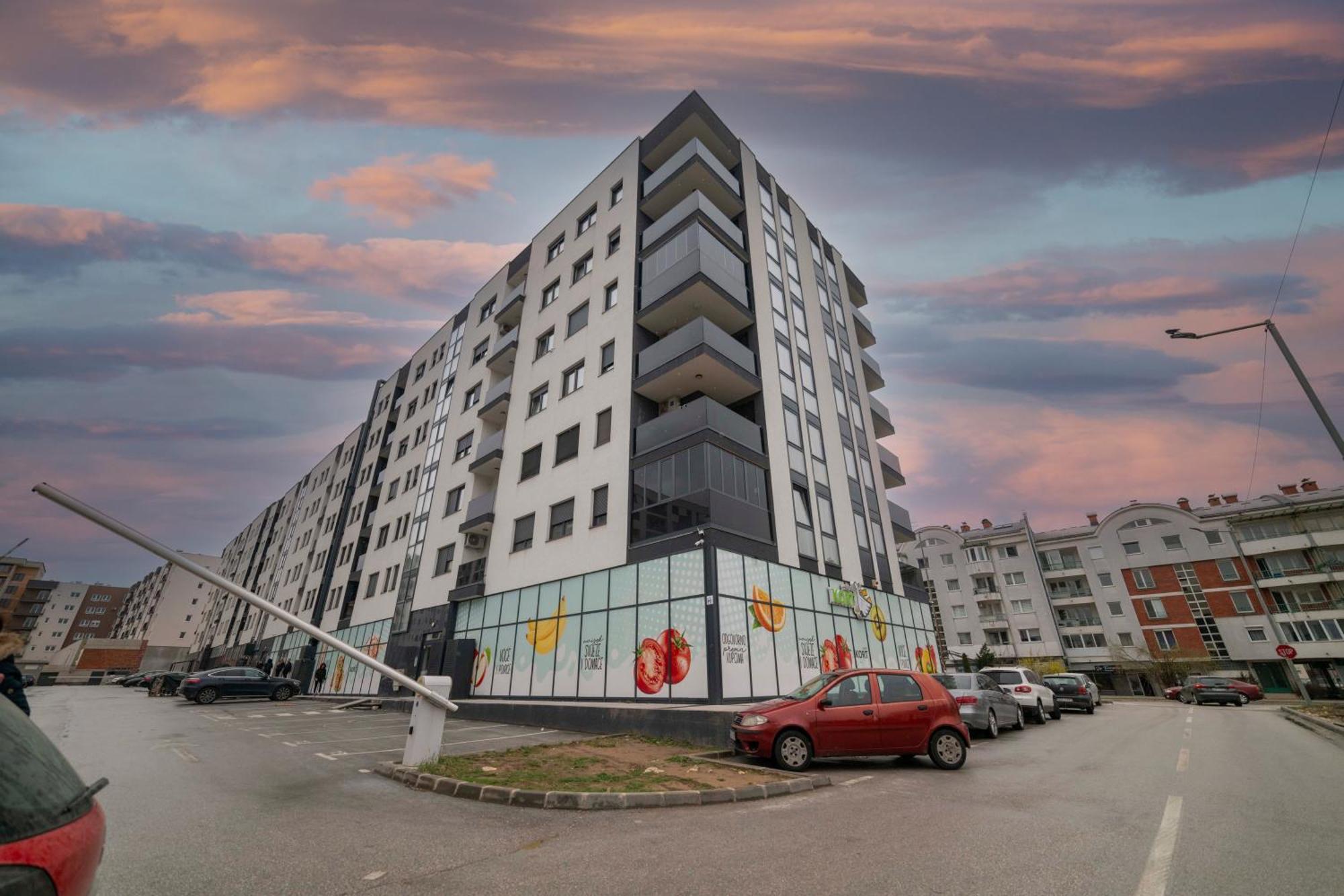 Apartment 5 Star Lukavica Eksteriør billede